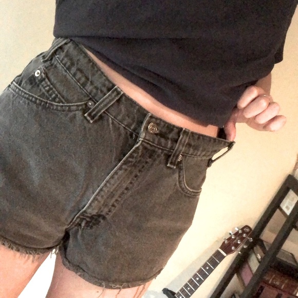 Levi’s | 550 Relaxed Fit Denim Shorts - Picture 3 of 6